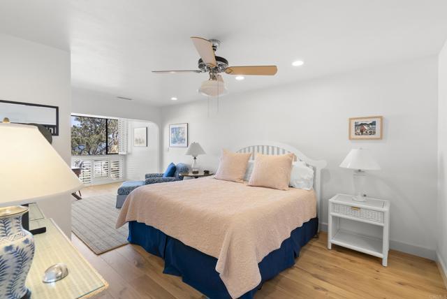1552 Camino Del Mar, Del Mar CA: https://media.crmls.org/mediaz/2b5379d1-4dd2-41ae-b76d-5cffdd1a917a.jpg