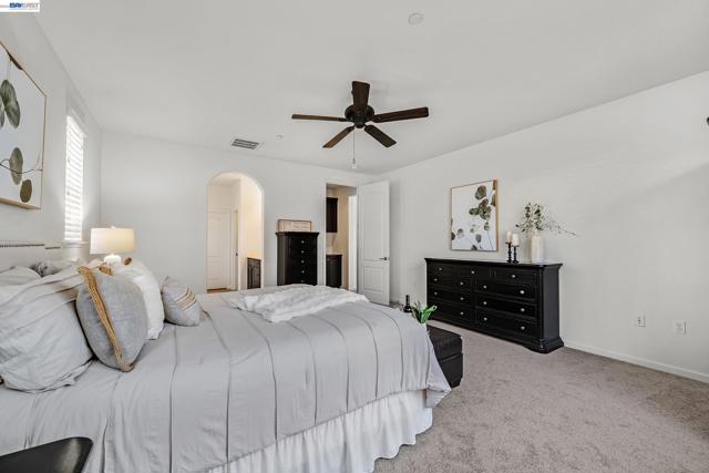 Image 22 of 34 For 8219 Brookhaven Cir