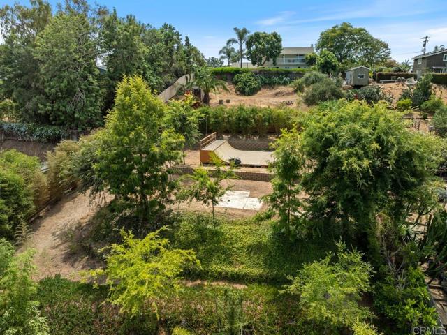 1374 Orpheus Ave, Encinitas CA: https://media.crmls.org/mediaz/2b5786a7-e74b-4dec-a9c3-73c0522efdc7.jpg