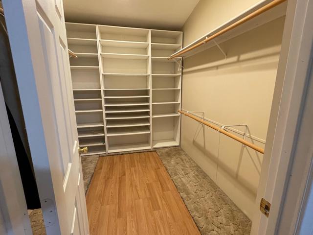 9.2 mstr closet