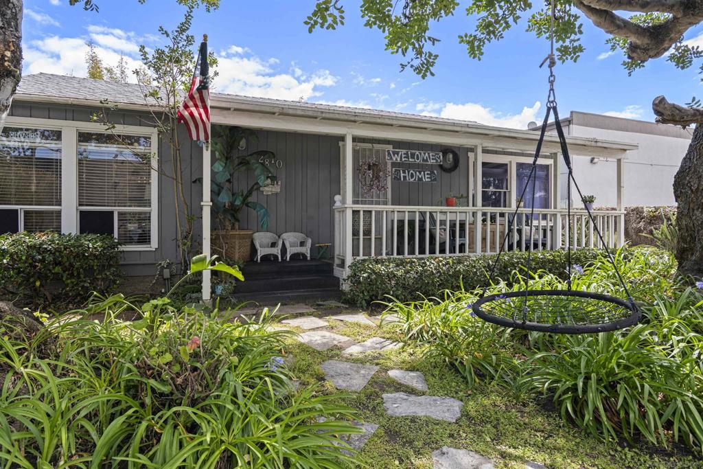2810 Madison