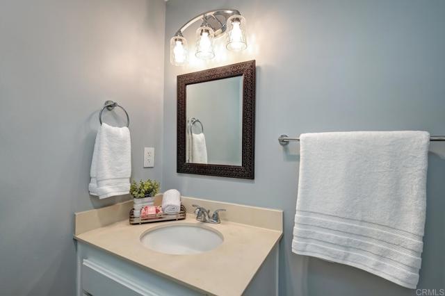 Detail Gallery Image 50 of 63 For 2319 Caringa Way #58,  Carlsbad,  CA 92009 - 2 Beds | 2/1 Baths