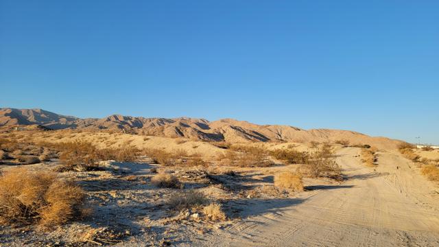 0 Quail Road, Desert Hot Springs CA: https://media.crmls.org/mediaz/2b5a42ce-8ae1-4373-b468-b5fd77817096.jpg
