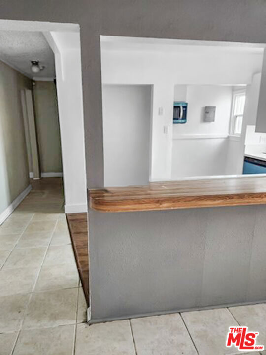 2074 W 54th Street, Los Angeles CA: https://media.crmls.org/mediaz/2b5b9dd0-1693-4e8b-ad1c-881df355010a.jpg