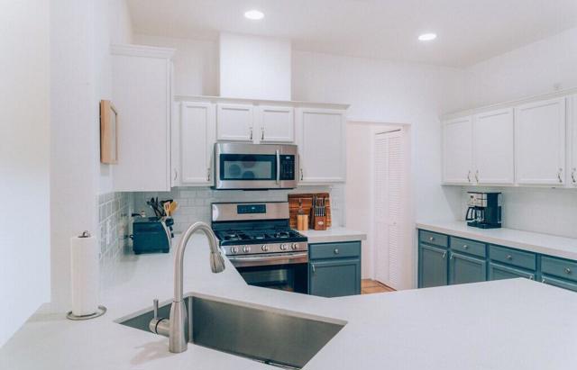 54860 Avenida Rubio, La Quinta CA: https://media.crmls.org/mediaz/2b5ba99d-8489-4ee1-a583-d9ceaf5a35f2.jpg