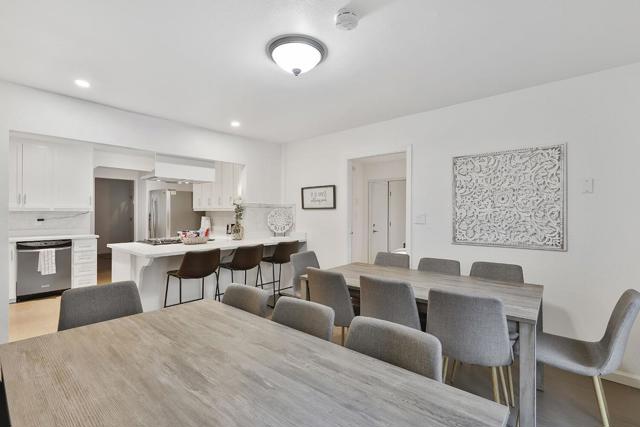672 Claridge Drive, Pacifica CA: https://media.crmls.org/mediaz/2b5bbc40-0f34-4c3c-a91a-e3657b17f4db.jpg