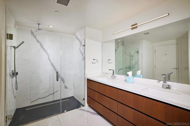 1388 Kettner Blvd, San Diego CA: https://media.crmls.org/mediaz/2b5bfe28-3821-4c53-824a-c0d05ae35abf.jpg