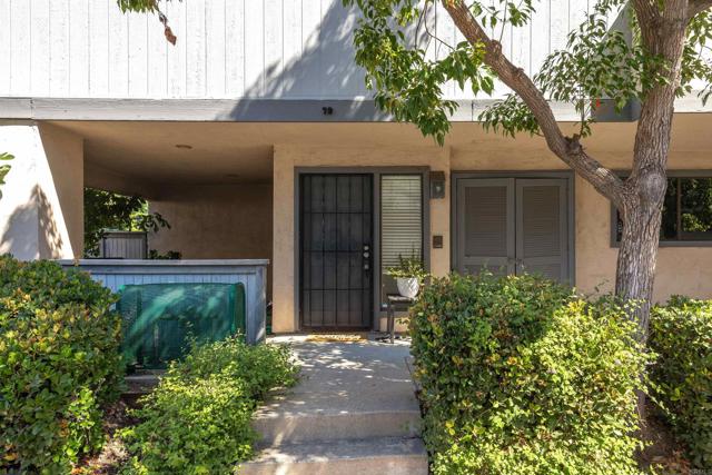 2135 E Valley Parkway, Escondido CA: https://media.crmls.org/mediaz/2b5c6baf-9a79-4986-b871-562ad0a82b6e.jpg
