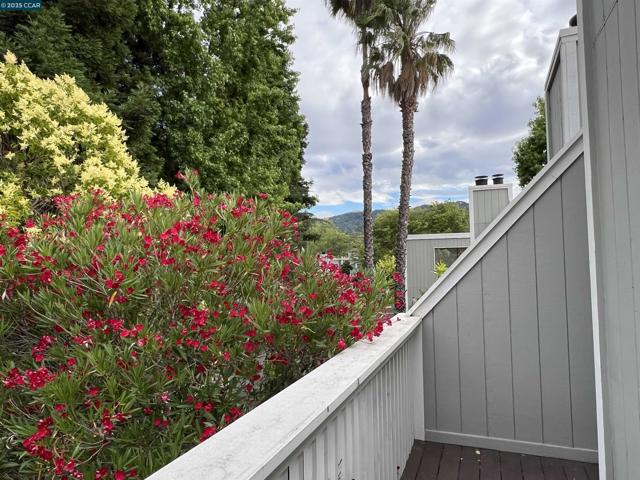 5239 Riverdale Ct., Pleasanton CA: https://media.crmls.org/mediaz/2b5c9edb-b383-4a1d-b92b-8c61e770fb7d.jpg