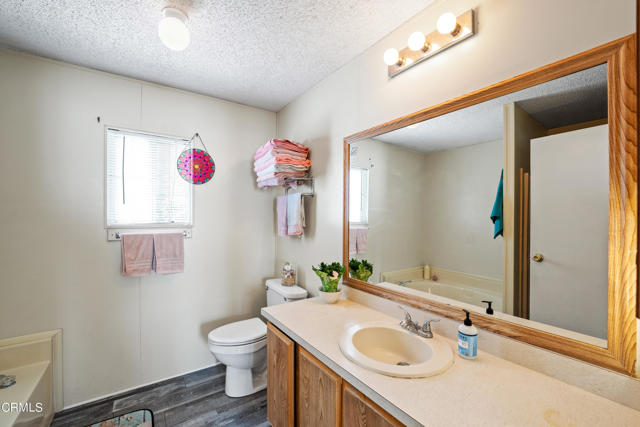 Image 18 of 41 For 1215 Anchors Way Drive 68