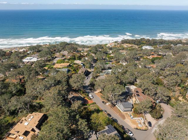 0 Hidden Pines Rd, Del Mar CA: https://media.crmls.org/mediaz/2b5eaba1-e767-42a7-a1af-0876ae7f652e.jpg