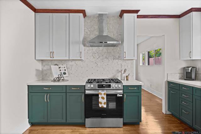 1239 La Presa Avenue, Spring Valley CA: https://media.crmls.org/mediaz/2b5f2051-3912-4c9b-9ea0-d0b33ea70036.jpg