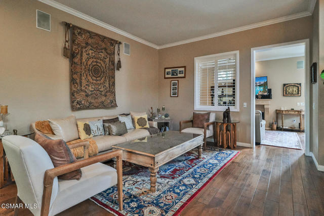 963 Corte Augusta, Camarillo CA: https://media.crmls.org/mediaz/2b615f50-5a1a-4608-811f-eea9a7eff225.jpg