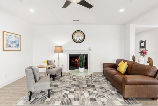 1409 Apex Place, Escondido CA: https://media.crmls.org/mediaz/2b61d531-f4ff-40a8-8136-0b2915ec966b.jpg