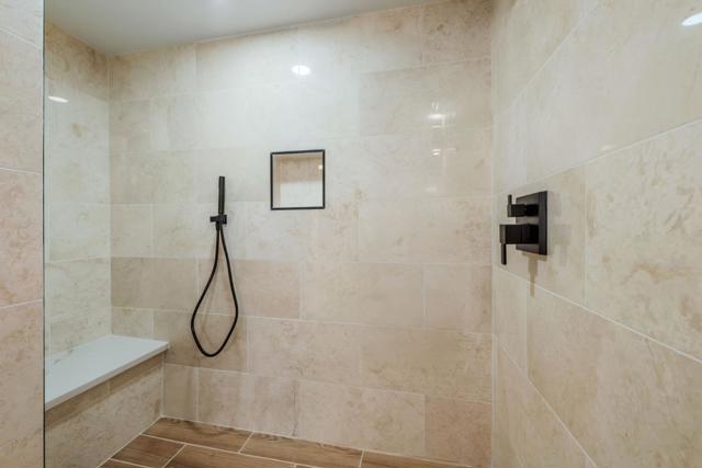 4225 Park Boulevard, Palo Alto CA: https://media.crmls.org/mediaz/2b628971-5b2f-4fdf-84e0-8bca4a702772.jpg