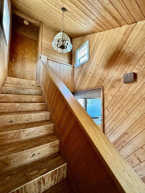 Detail Gallery Image 34 of 55 For 880 Crest View Rd, Vista,  CA 92081 - 4 Beds | 2/2 Baths