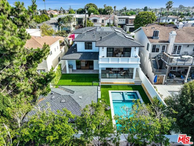 1847 9th Street, Manhattan Beach, California 90266, 6 Bedrooms Bedrooms, ,6 BathroomsBathrooms,Single Family Residence,For Sale,9th,24408611