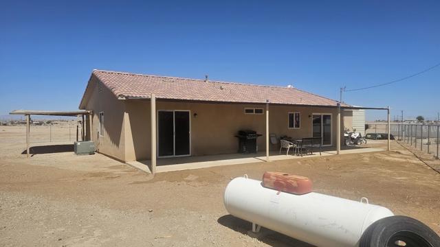1952 Bartle Place, Thermal CA: https://media.crmls.org/mediaz/2b64ef29-3d57-4620-878a-107268e3f6f6.jpg