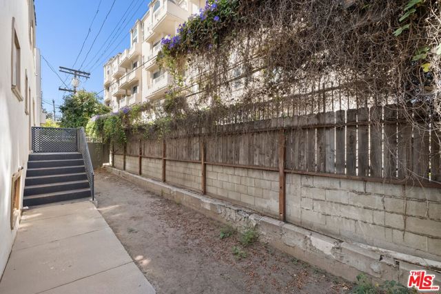 837 S Normandie Avenue, Los Angeles CA: https://media.crmls.org/mediaz/2b651cb5-d3d5-4f43-9fc4-da5a4e92fbf5.jpg