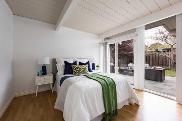 1948 Edgewood Drive, Palo Alto CA: https://media.crmls.org/mediaz/2b66c47f-a201-4196-96da-6a246eedd0d2.jpg