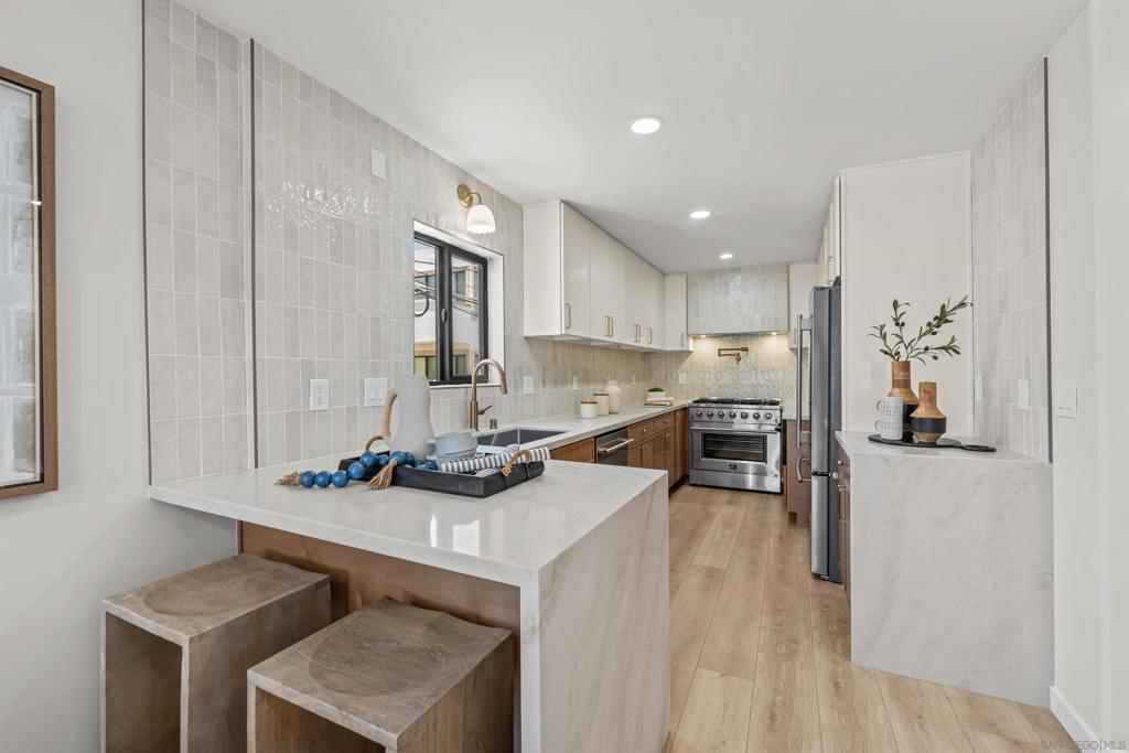 3721 Strandway - photo 11