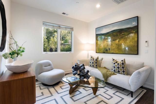 706 N San Antonio Road, Los Altos CA: https://media.crmls.org/mediaz/2b6842b3-15a4-4167-ae26-66ed5fa66cff.jpg