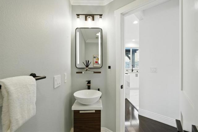 3665 Ivy Canyon Court, San Jose CA: https://media.crmls.org/mediaz/2b691d0a-913b-4261-a0cb-0c70622a9348.jpg