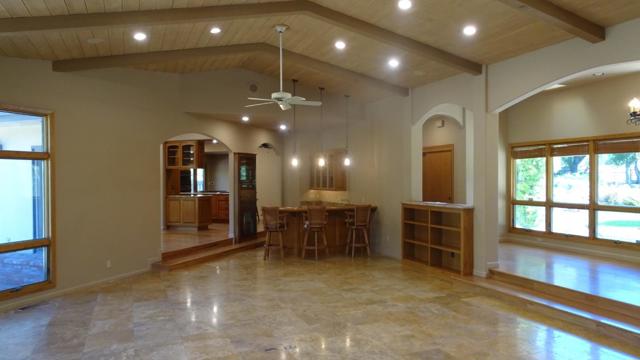 529 Corral De Tierra Road, Salinas CA: https://media.crmls.org/mediaz/2b69cdde-96bd-46f2-aa8e-2a8f254024f4.jpg