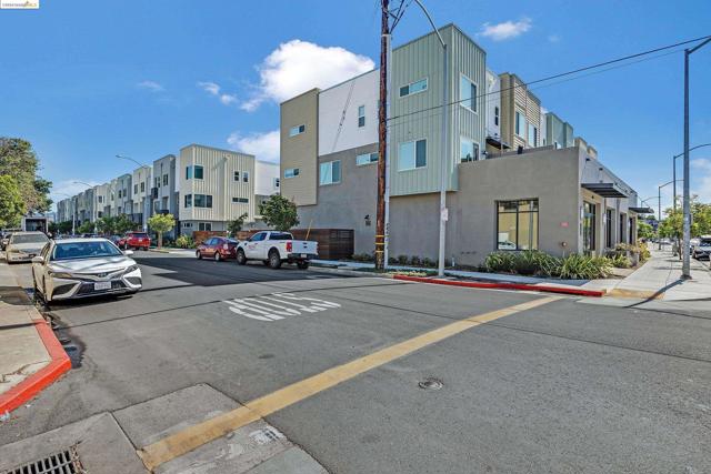 986 Grand Ave, Oakland, California 94607, ,Commercial Sale,For Sale,Grand Ave,41078169