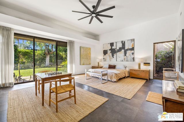 40675 E Thunderbird Terrace, Rancho Mirage CA: https://media.crmls.org/mediaz/2b69f33c-2c03-47ca-91b2-5363a00bafa4.jpg