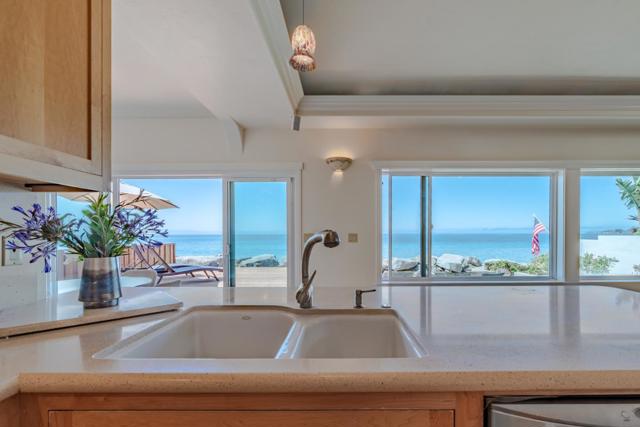 745 Las Olas Drive, Aptos CA: https://media.crmls.org/mediaz/2b6a6056-0689-4b69-9a62-95c141323a2b.jpg