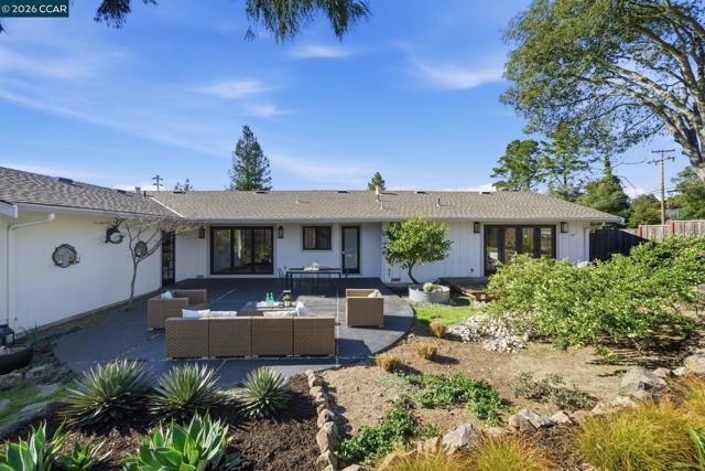 Image 37 of 51 For 101 Oxford Dr