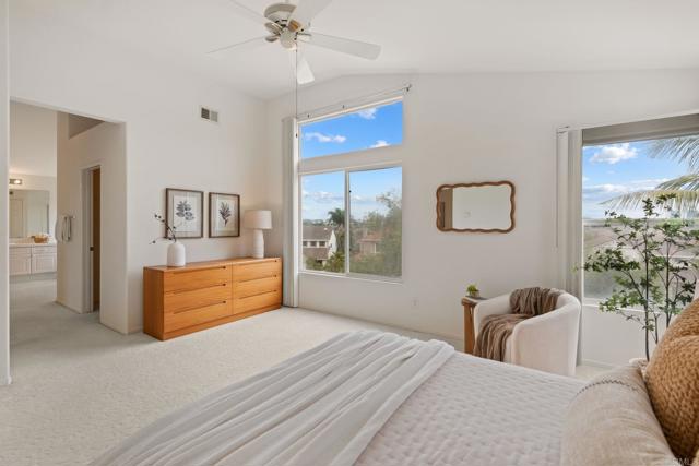 Detail Gallery Image 22 of 43 For 5711 Fallenwood Ln, San Diego,  CA 92121 - 5 Beds | 3 Baths