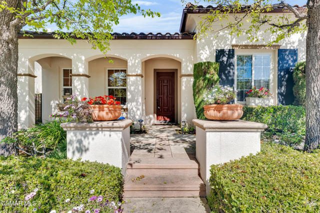 5199 Via Dolores, Newbury Park CA: https://media.crmls.org/mediaz/2b6d2ec6-4764-4fc8-95ad-31a6c65fb3fa.jpg