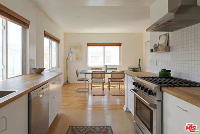 2 Bed Home for Sale in Los Angeles, California