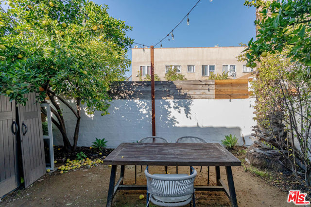 4307 Burns Avenue, Los Angeles CA: https://media.crmls.org/mediaz/2b6edd3a-5b1e-4fda-b4cc-cd9d29b7f645.jpg