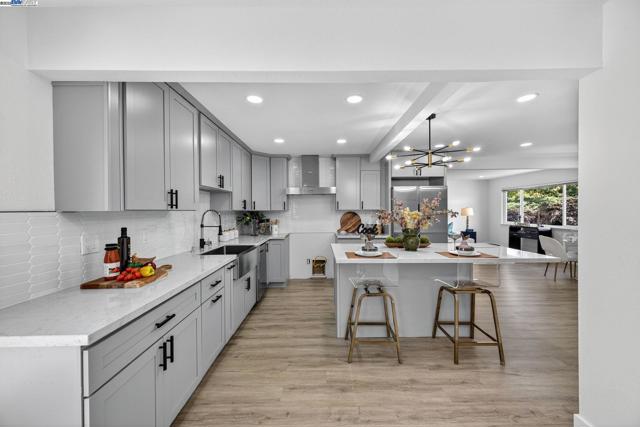 4403 Burke Way, Fremont CA: https://media.crmls.org/mediaz/2b710742-8255-46fa-be11-c107e508ea95.jpg