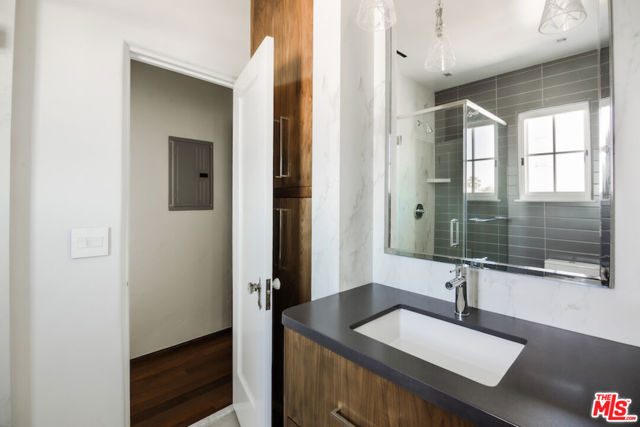 1302 Sweetzer Avenue, West Hollywood CA: https://media.crmls.org/mediaz/2b714dde-38aa-44c5-8203-53e09d0177f4.jpg