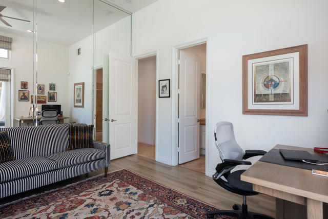 1615 Savvy Court, Palm Springs CA: https://media.crmls.org/mediaz/2b727e7a-e0a5-40c0-b58c-19feeceee653.jpg