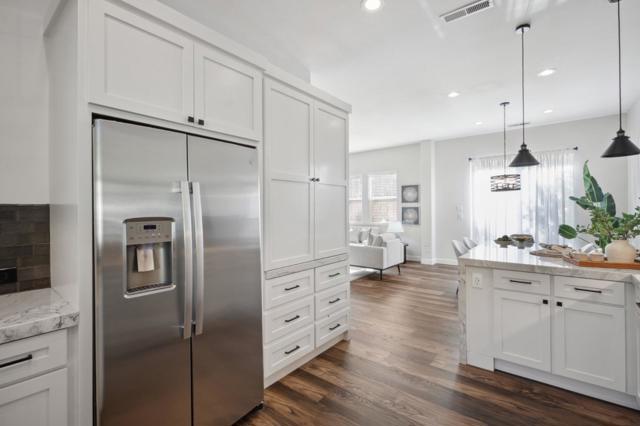 7531 Edinburgh Way, Gilroy CA: https://media.crmls.org/mediaz/2b739a11-20f4-4b96-975c-968ac46aca35.jpg