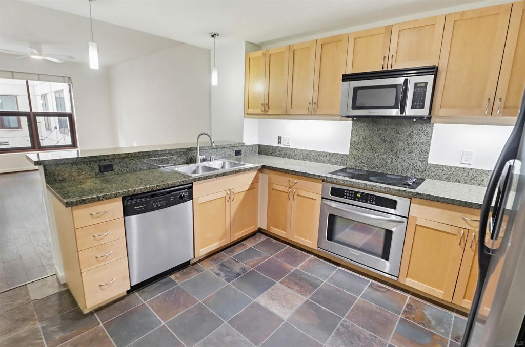 1150 J Street - photo 4