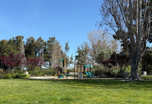 Image 34 of 42 For 400 Solstice Lane