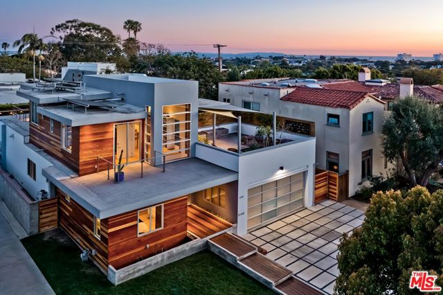 1214 PEARL Street photo 3