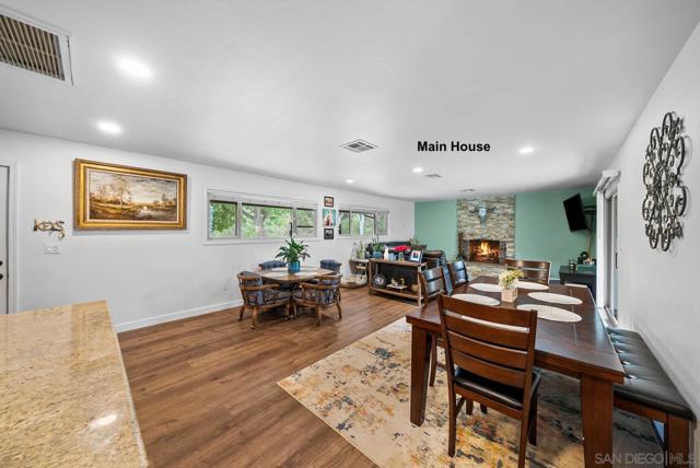21908 Japatul Ln, Alpine CA: https://media.crmls.org/mediaz/2b76372e-4551-4007-a44e-eca4d94511ac.jpg
