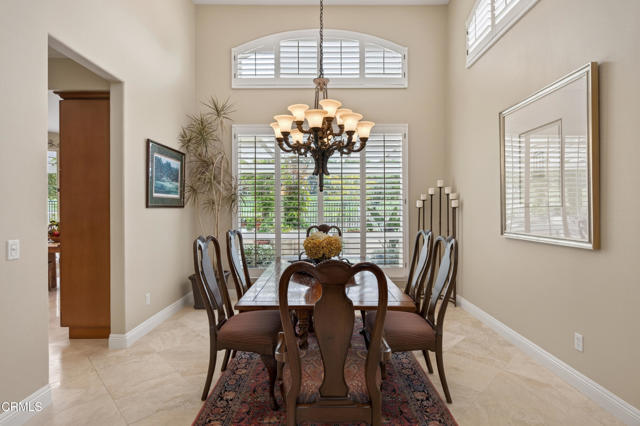 Detail Gallery Image 11 of 48 For 2830 Avenida De Autlan, Camarillo,  CA 93010 - 5 Beds | 4/1 Baths