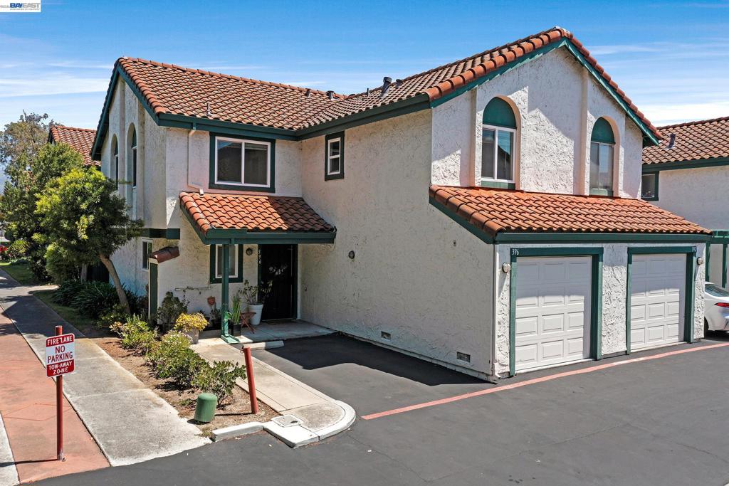 396 Hans Way