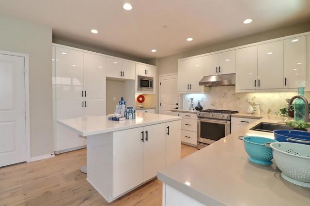 128 Parkwood, Irvine CA: https://media.crmls.org/mediaz/2b783e30-4ed5-496e-a30d-40afd36de6a7.jpg