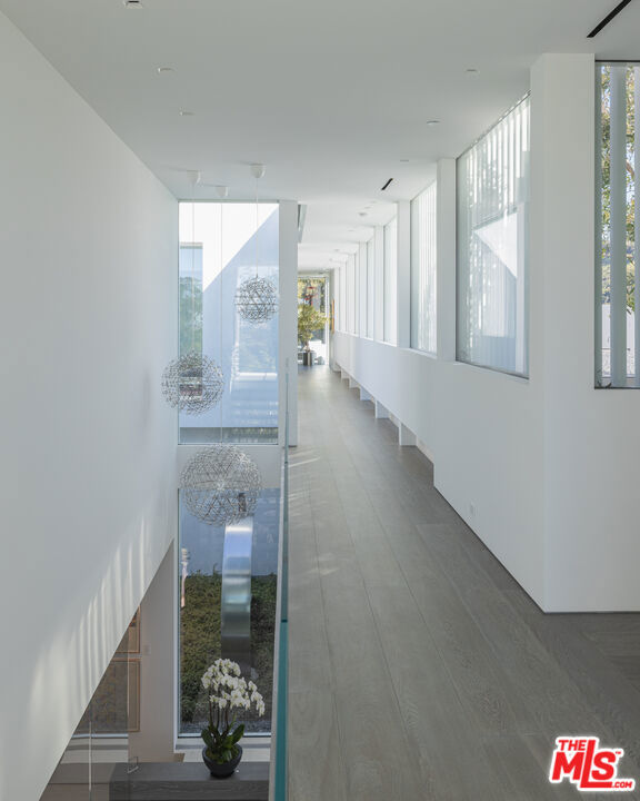 Drew Fenton | 12251 Castlegate Drive Los Angeles CA | MLS: 7060159