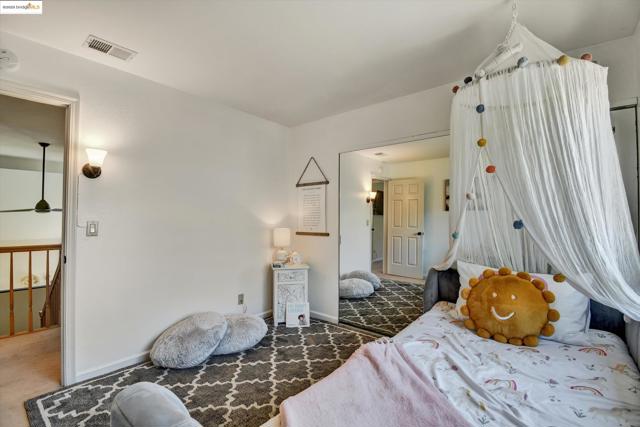 2944 Von Doolen Court, Pinole CA: https://media.crmls.org/mediaz/2b7ac8e8-6b64-4c58-8f66-ab22eefe0fe5.jpg