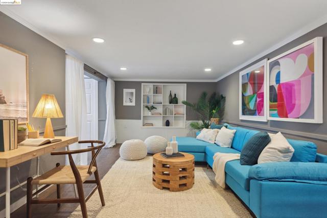 Image 30 of 60 For 4542 Davenport